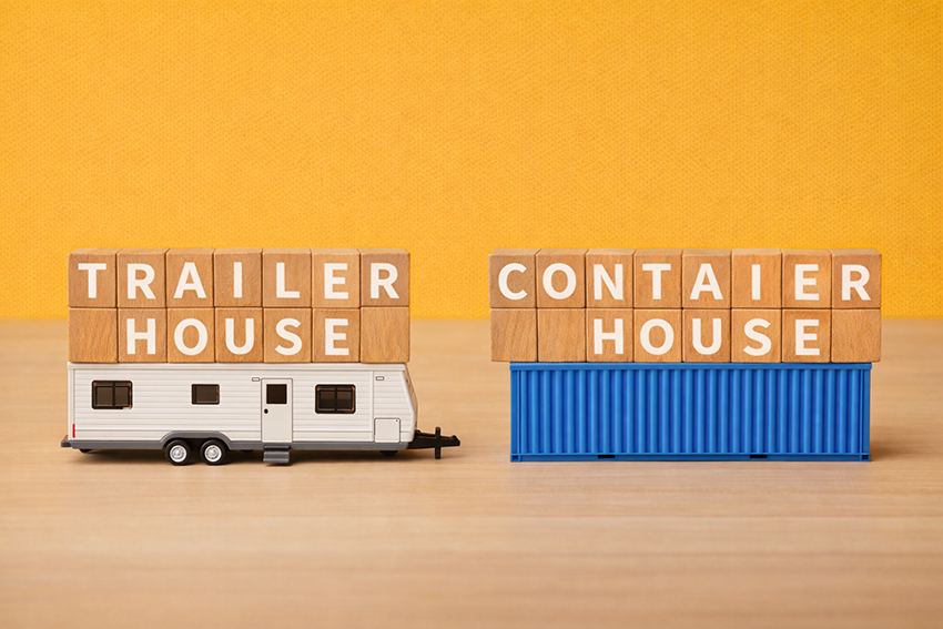 【完全比較】トレーラーハウスとコンテナハウスの違いとは？法律・費用・用途別にわかりやすく解説